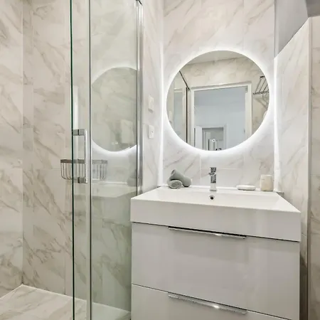 Bnbnova - 3br - Champs Elysees - 3br *
